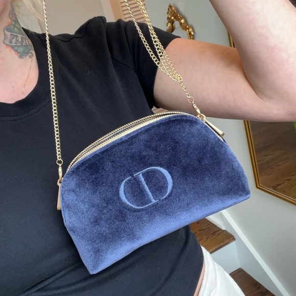 Christian Dior Royal Blue Velvet Pouch Bag with Detachable Gold Chain Strap - Picture 1 of 10